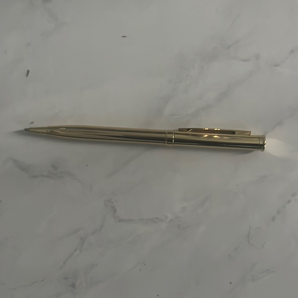 Vintage gold pen